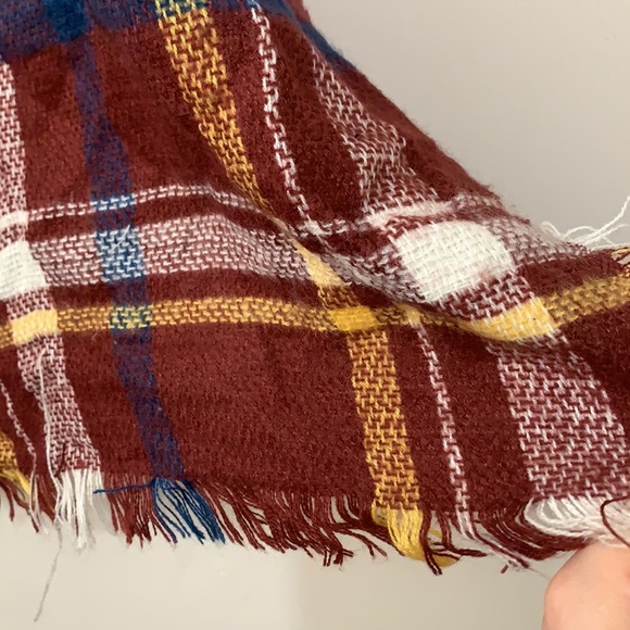 Fall Blanket Scarf (Square) - Picture 2 of 4